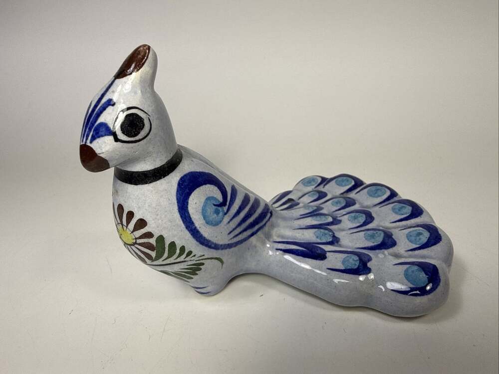 Vtg Tonala Mexican Folk Art Hand Painted Peacock Signed “Cat” G2 - Picture 2 of 11